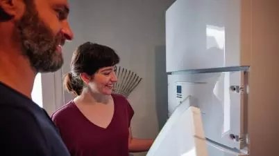 Zasilanie pompy ciepła przez panele słoneczne — podwójne oszczędności