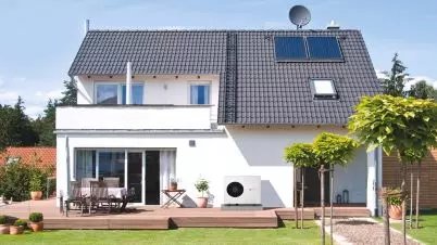 Jaki wpływ na zużycie prądu w budynku ma działanie pompy ciepła?