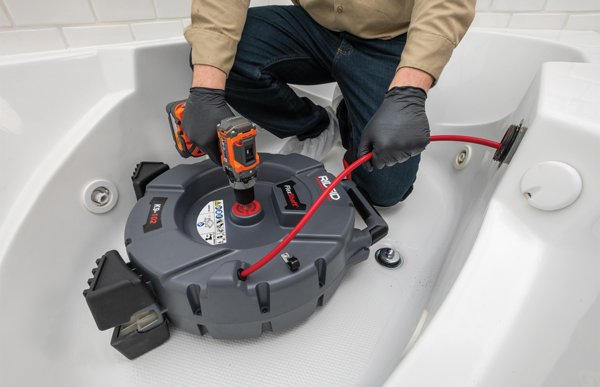 Maszyny FlexShaft – nowy standard w branży profesjonalnego czyszczenia odpływów