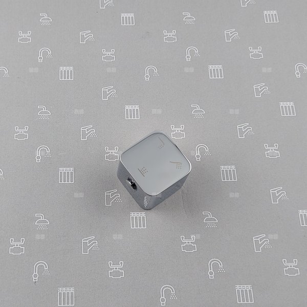 Uchwyt przełącznika natrysku do baterii ze składaną wylewką LOGON CHROM